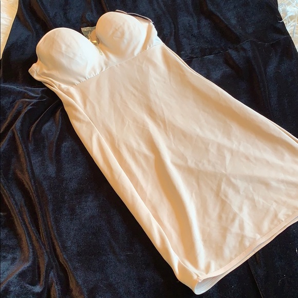 NWT new Flexees shapewear - Picture 9 of 10